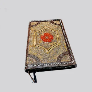 Cubierta de Biblia en cuero vegetal